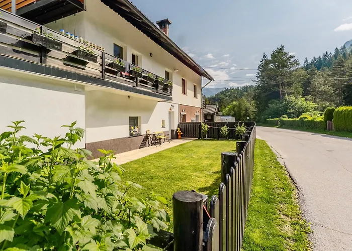 Nature Lover's Paradise In Julian Alps モイストラナ
